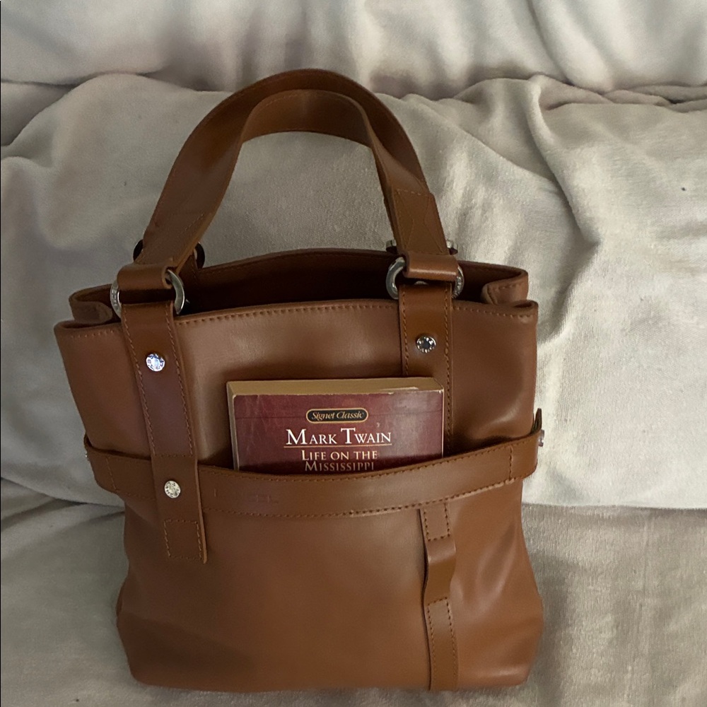 Lancel Paris new w/o tags tan chic tote bag. - Picture 3 of 5